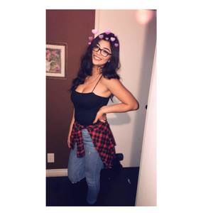 Meet your Posher, Debbie